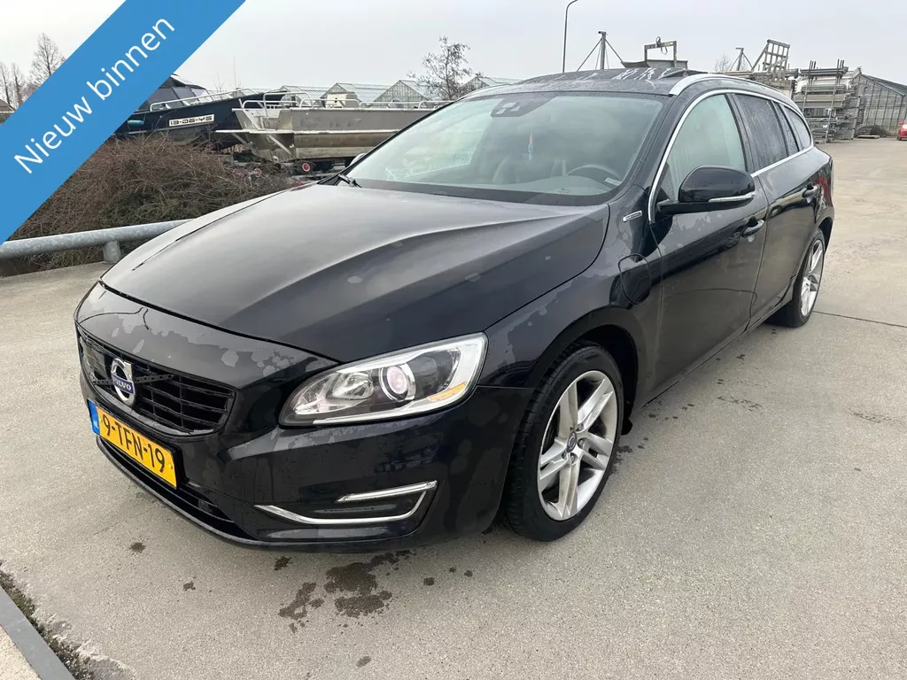 Volvo V60 2.4 D6 AWD Plug-In Hybrid Summum