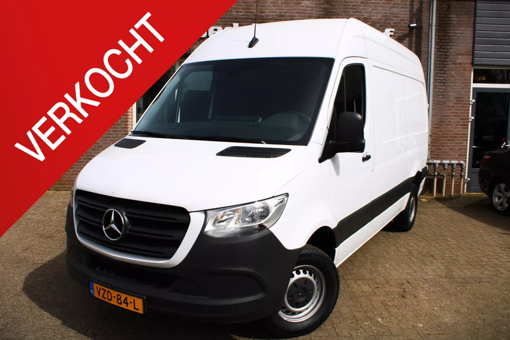 Mercedes-Benz Sprinter 317 1.9 CDI L2H2 RWD Airco, 3 Zits, Achteruitrijcamera, Stoelverwarming, Houten laadruimte vloer, Scherm 7&quot;, Schuifdeur rechts