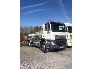 DAF CF 450 FAN 6x2 Road with HYVA Loader 20-53-S with bucking bar pin 40 containers up to 6m