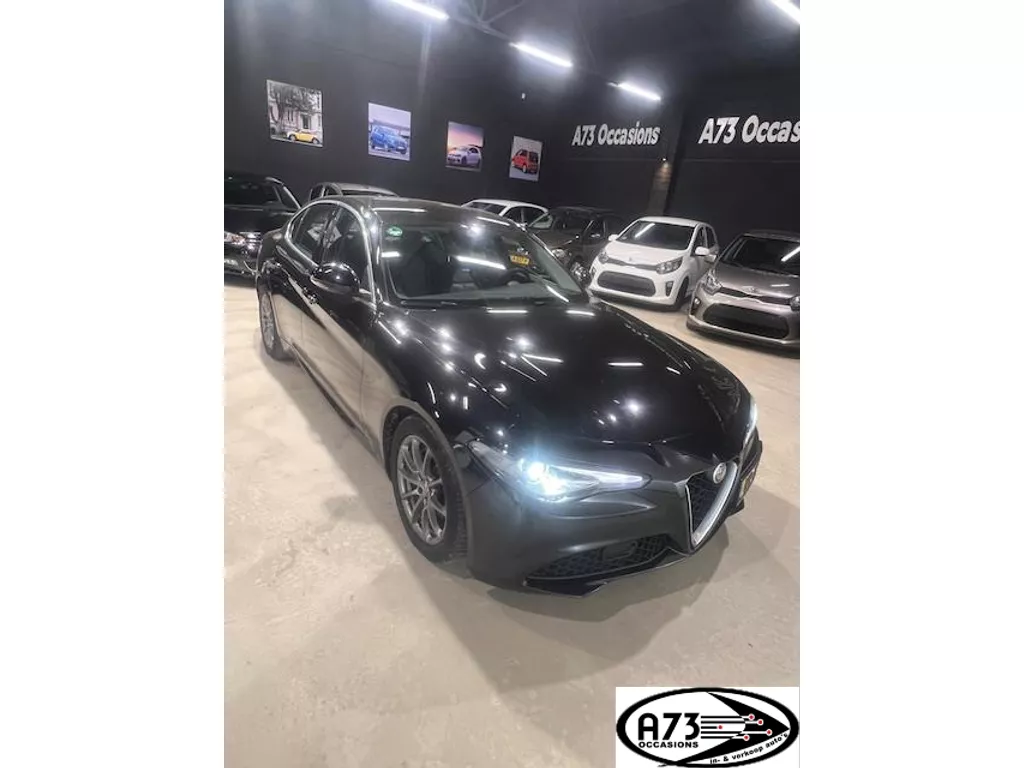 Alfa Romeo Giulia 2.2