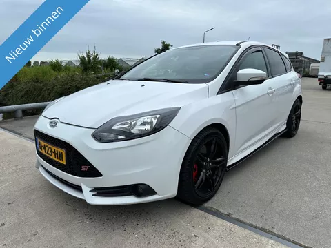 Ford Focus 2.0 EcoBoost ST|monaco velgen|