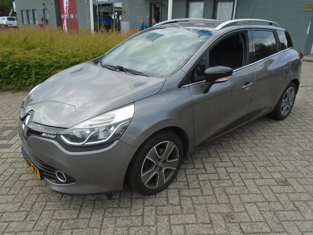 Renault Clio Estate 0.9 TCe Night&amp;Day Nieuwe APK