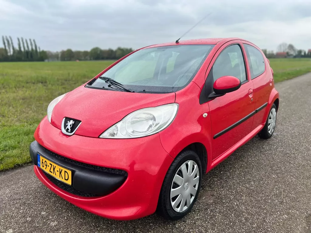 Peugeot 107 1.0-12V XS