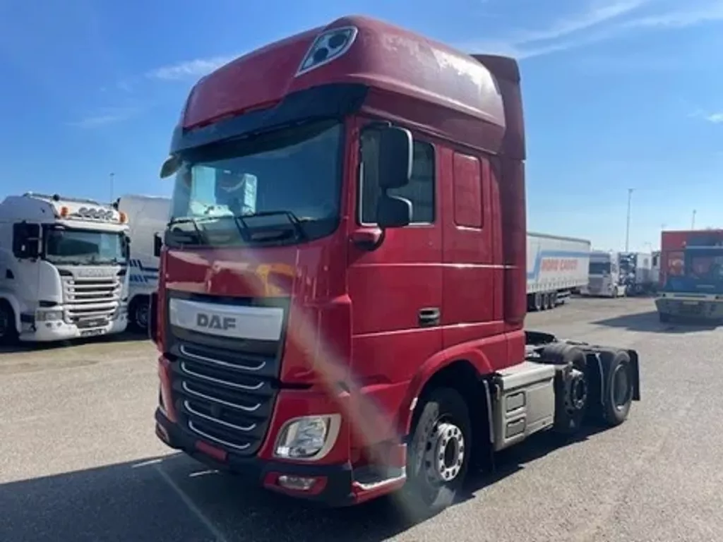 DAF XF 460 FTG /6 x 2 /retarder /SSC Superspace/LOW MILAGE !!!