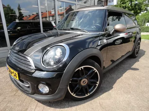 Mini Mini Clubman 1.6 Cooper BondStreet Navigatie/Leder/Panorama dak