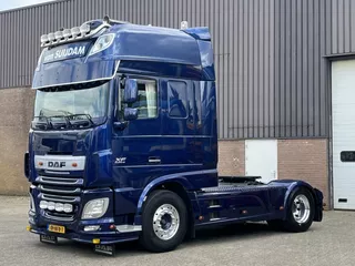 DAF XF 460 / Manual / SHOWTRUCK !! / Special interior / Euro6 / Full spoiler / Parkingairco / NL Truck