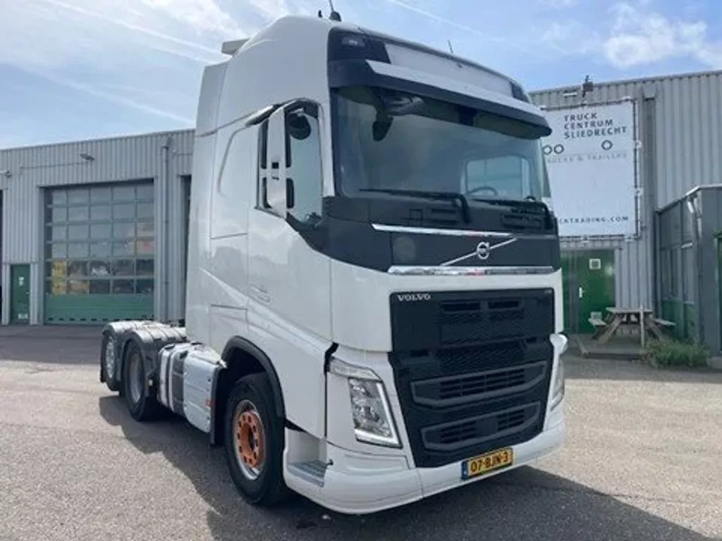 Volvo FH 13.460 6X2 Boogie, ADR, VLG, I parccool , 580 000 km k,schuifschotel,Globetrotter,9 tons vooras, TUV 05-2024