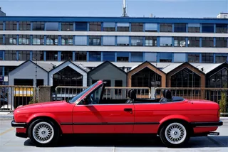 BMW 3-serie 320i Cabriolet E30 1990