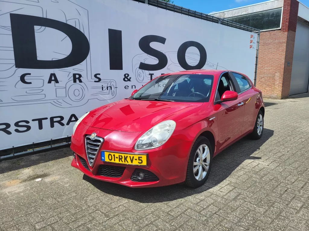 Alfa Romeo Giulietta 1.4 T APK nieuw met steekproef !!!