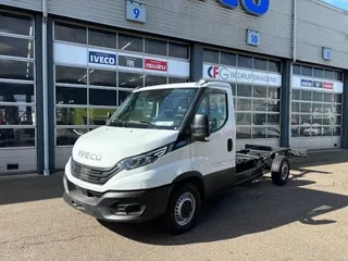 Iveco 38S14E chassis cabine 74 kW