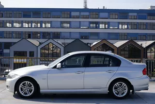BMW 3 Serie 318i Business Line
