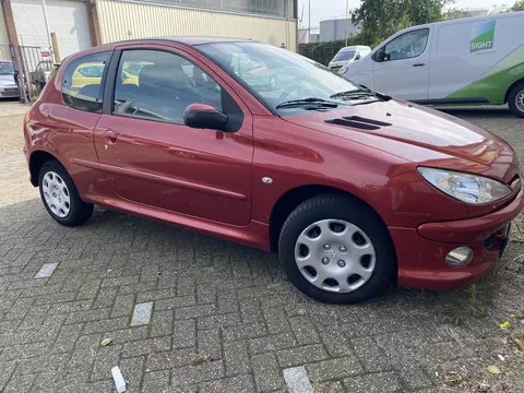 Peugeot 206 1.4 Air-line