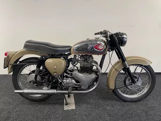 BSA A 10 GOLDEN FLASH