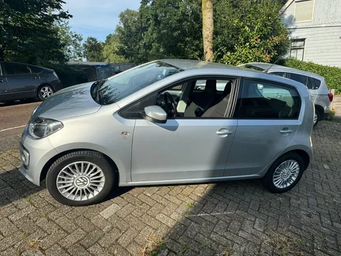 Volkswagen Up! 1.0 high up! BlueMotion, Navigatie