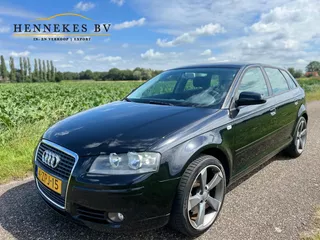 Audi A3 Sportback 1.6 FSI Attraction Clima / Rotor velgen