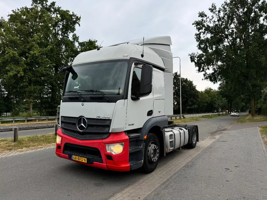 Mercedes-Benz Actros 1936 Trekker.