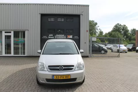 Opel MERIVA-A MET AIRCO,