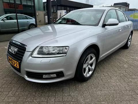 Audi A6 Limousine 2.0 TFSI Business Edition / Navi / Trekhaak