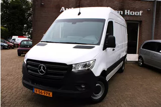 MB Sprinter 317 RWD L2H2 Airco, NAVI, 360 camera, Cruise, Apple Carplay, opstap achter, Houten laadvloer, Zijwand bekleding,Stoelverwarming.270 graden deuren,