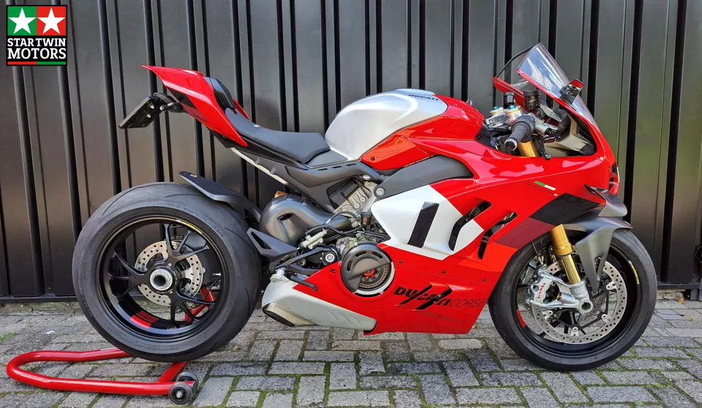 Ducati Panigale V4 R