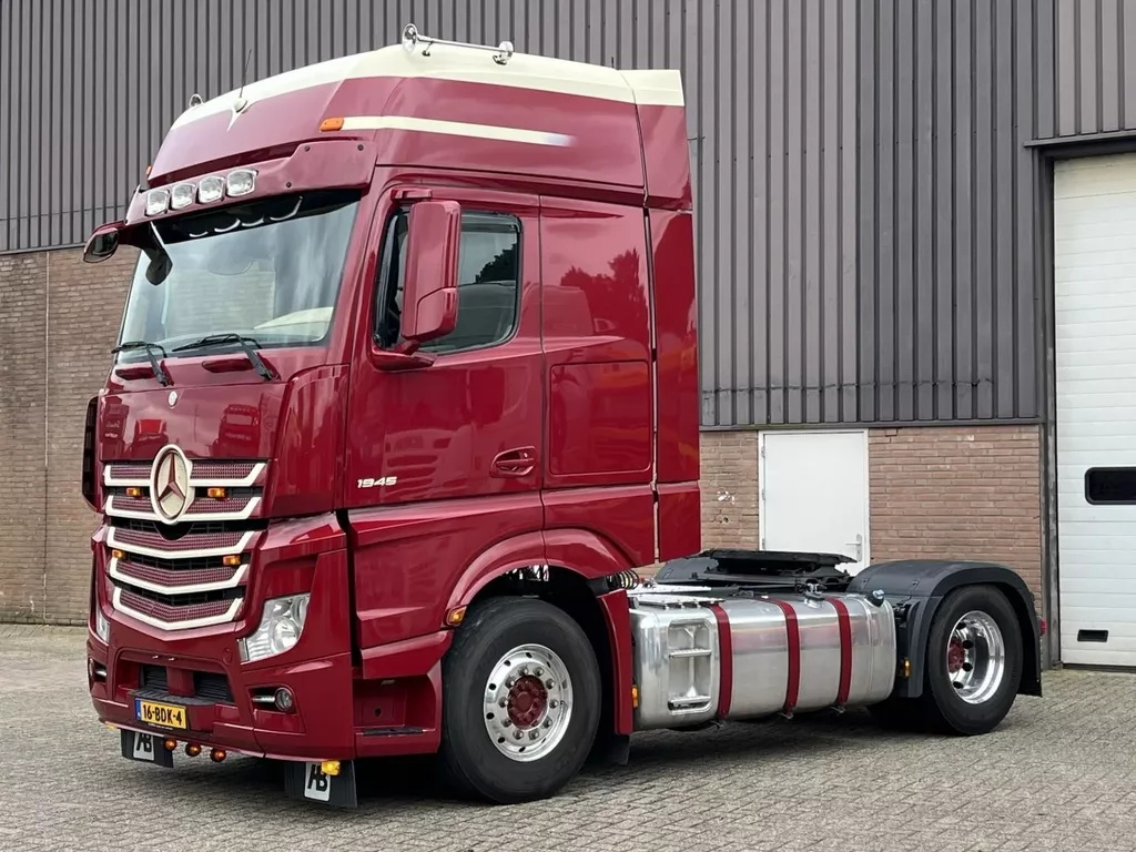 Mercedes-Benz Actros 1945 / Gigaspace / Euro6 / TOP !!! / NL Truck