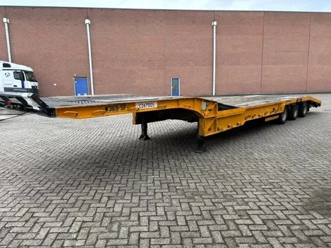 Andover Tieflader/Lowbed/Machine/250 with/total lengt lower bed 970/upper bed 400/2 x stabilisors SAF axles