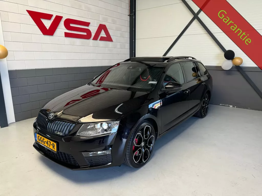 Skoda Octavia Combi Verkocht Panorama|Trekhaak|Camera|Key-less|Carplay|DaB|Garantie