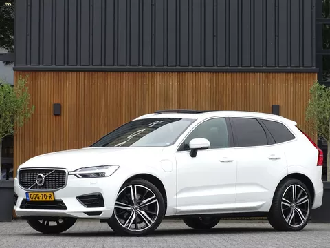 Volvo XC60 T8 408PK Twin Engine AWD R Design / LED