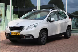 Peugeot 2008 1.2 PureTech Blue Lion PANORAMADAK - NAVIGATIE