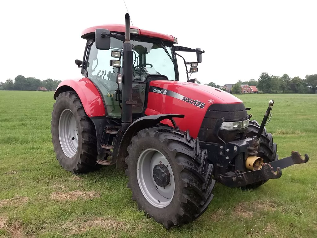 Case IH MXU 125