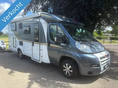 B&uuml;rstner Nexxo Fifty-Five 55 T690. Verkocht!