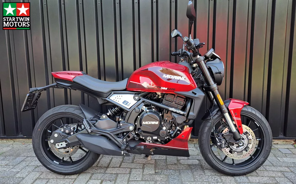 Moto Morini SEIEMMEZZO 650 STR SP