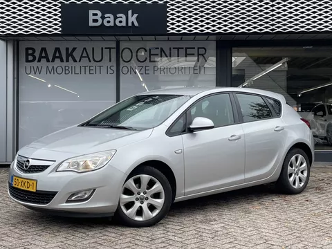 Opel Astra 1.4 Turbo Edition | Trekhaak | Cruise Control