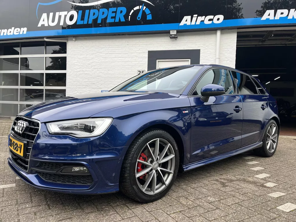 Audi A3 Sportback 1.2 TFSI Ambition Sport Edition /S line uitgevoerd!/automaat/Trekhaak