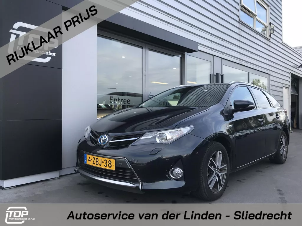 Toyota Auris Touring Sports 1.8 Hybrid Lease Trekhaak Navi Panoramadak