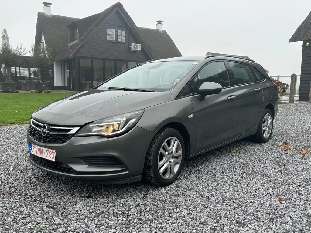 Opel Astra Sports Tourer 1.4 turbo edition