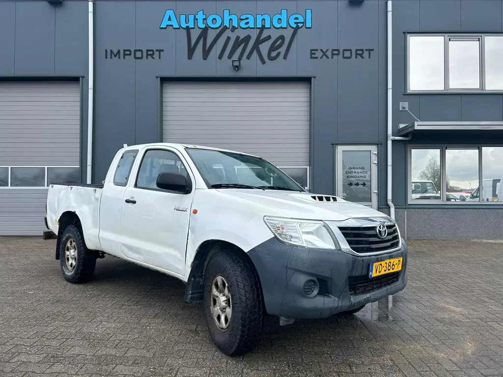 Toyota Hilux 1.5 CAB 4x4