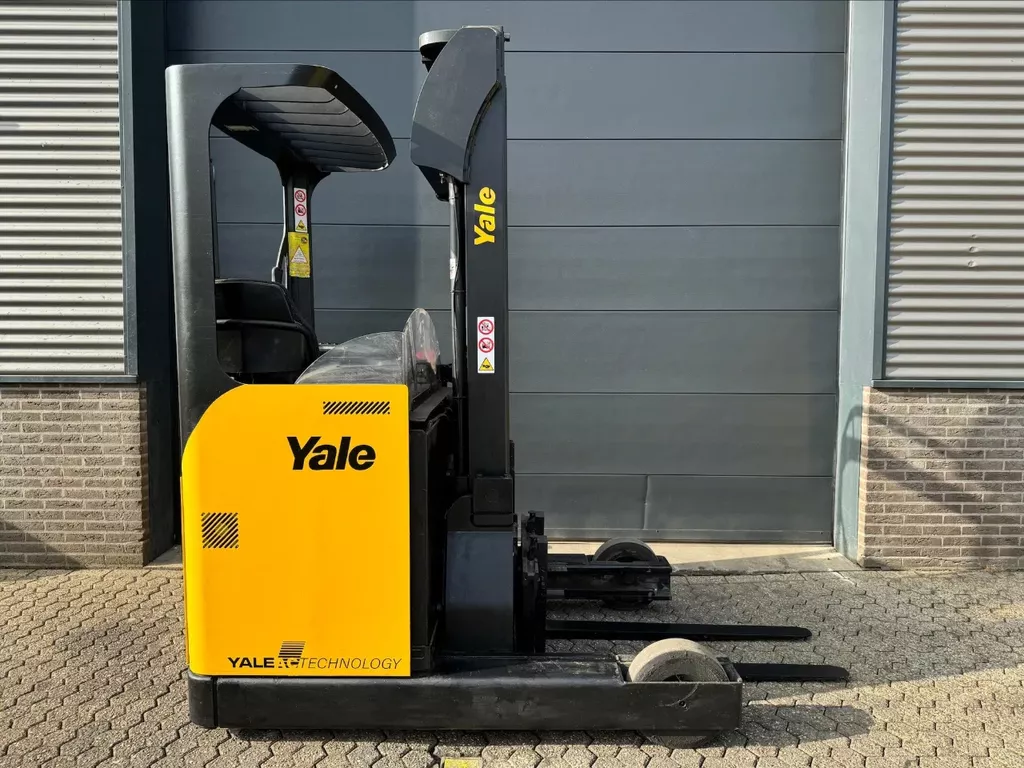 Yale reachtruck MR16 1,6 ton reachtruck