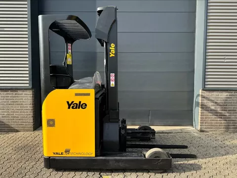Yale reachtruck MR16 1,6 ton reachtruck