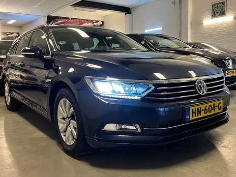 Volkswagen Passat Variant 1.6 TDI Led keyless entr Navi Clima Bj-15