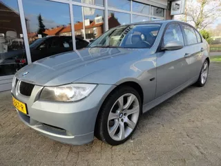 BMW 3-serie 320i Executive Airco