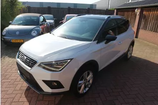 SEAT Arona 1.5 TSI EVO FR Business Intense Navigatie