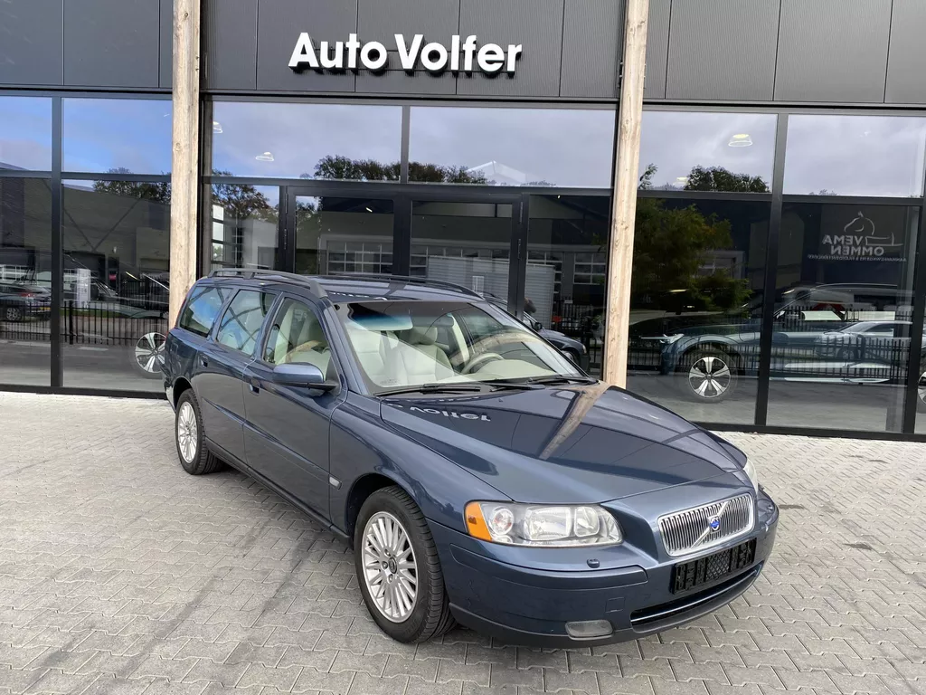 Volvo V70 2.4 Youngtimer 5 Cylinder 107257 km!