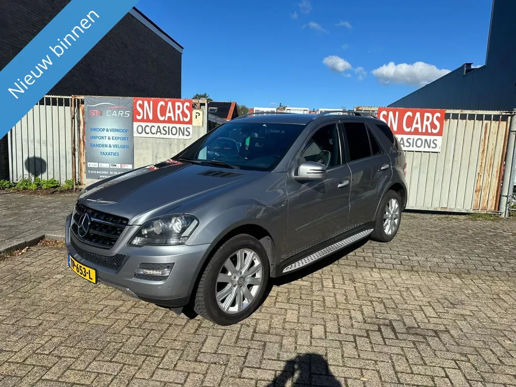 Mercedes-Benz M-Klasse 300 CDI BlueEFFICIENCY Edition