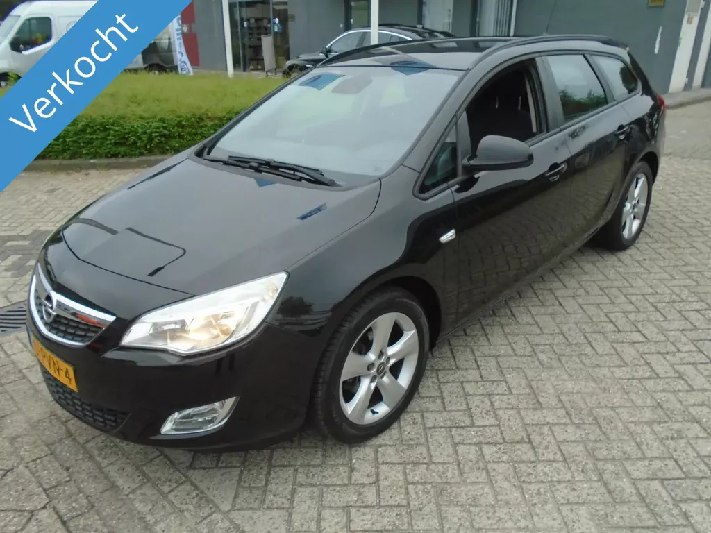 Opel Astra Sports Tourer 1.4 Turbo Edition