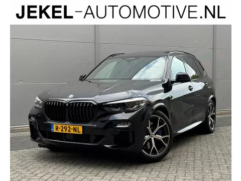 BMW X5 xDrive45e High Executive M-Sport HUD, Comfortstoelen, Panoramadak, Stoelventilatie, H&amp;K, Trekhaak, enz