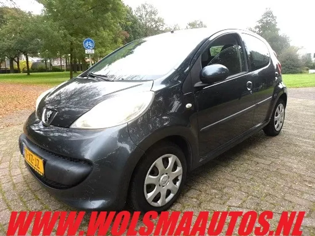 Peugeot 107 1.0-12V XS