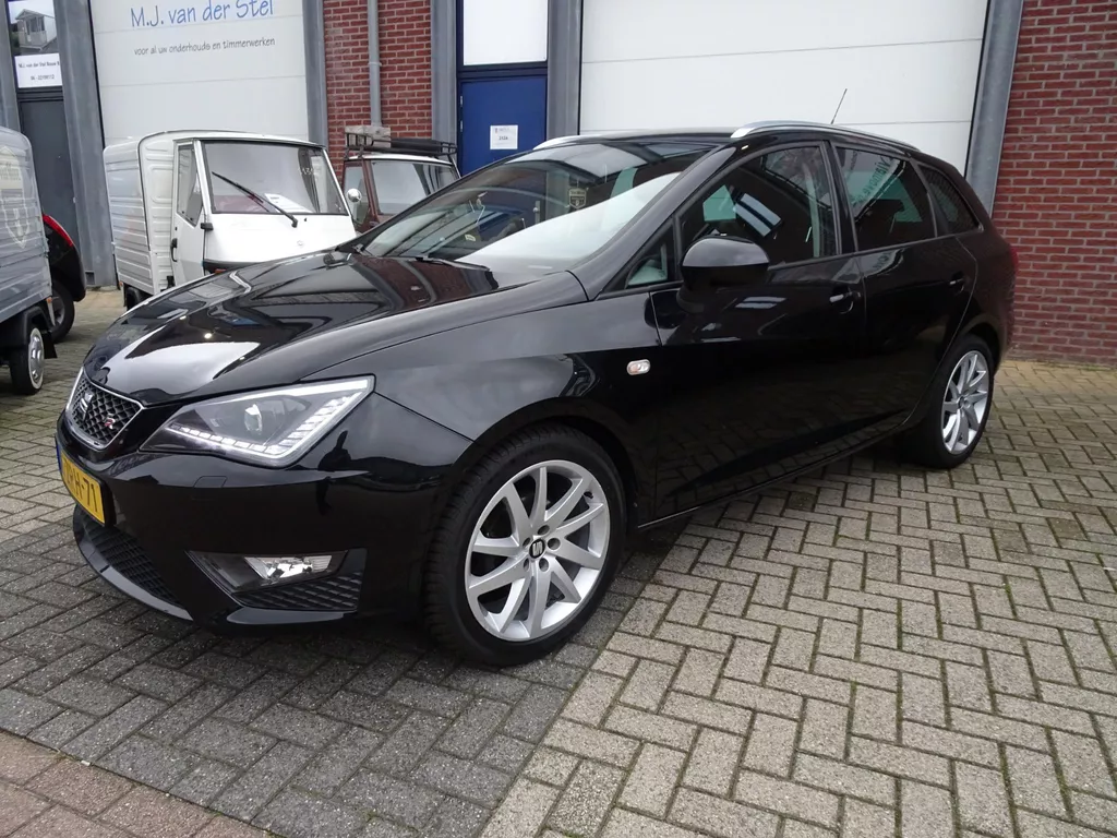 SEAT Ibiza ST 1.2 TSI FR Dynamic NAVI l 17inch l NL auto