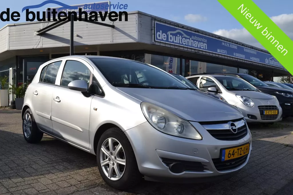 Opel Corsa 1.4-16V Enjoy 5 deurs