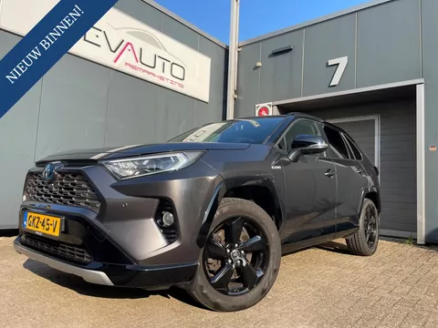 Toyota RAV4 2.5 Hybrid AWD Bi-Tone 221PK 360 CAMERA 1650 kg TREKGEWICHT verkocht